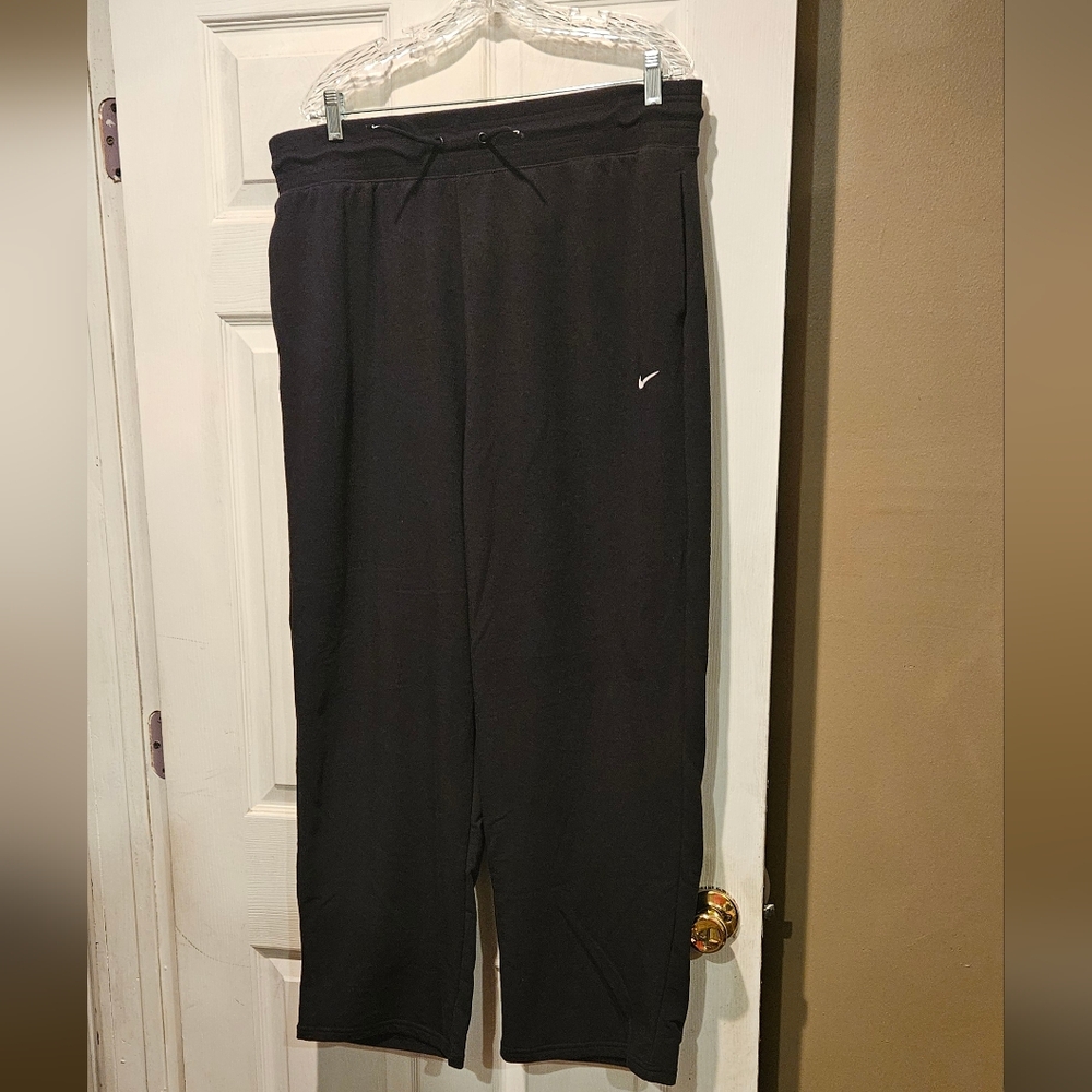 NIKE DRI FIT PANTS